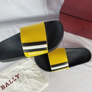 Bally Slides Kodak 12 M Black/Yellow  Logo